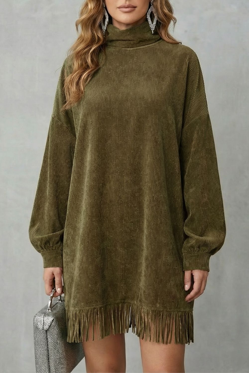 CASTELLAINE | ENCANTO CON FLECOS – MINIVESTIDO DE CUELLO ALTO