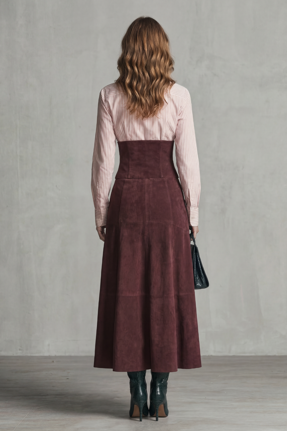 AVELINNE | SILUETA DE CINTURA CORSÉ – FALDA MAXI EN LÍNEA A