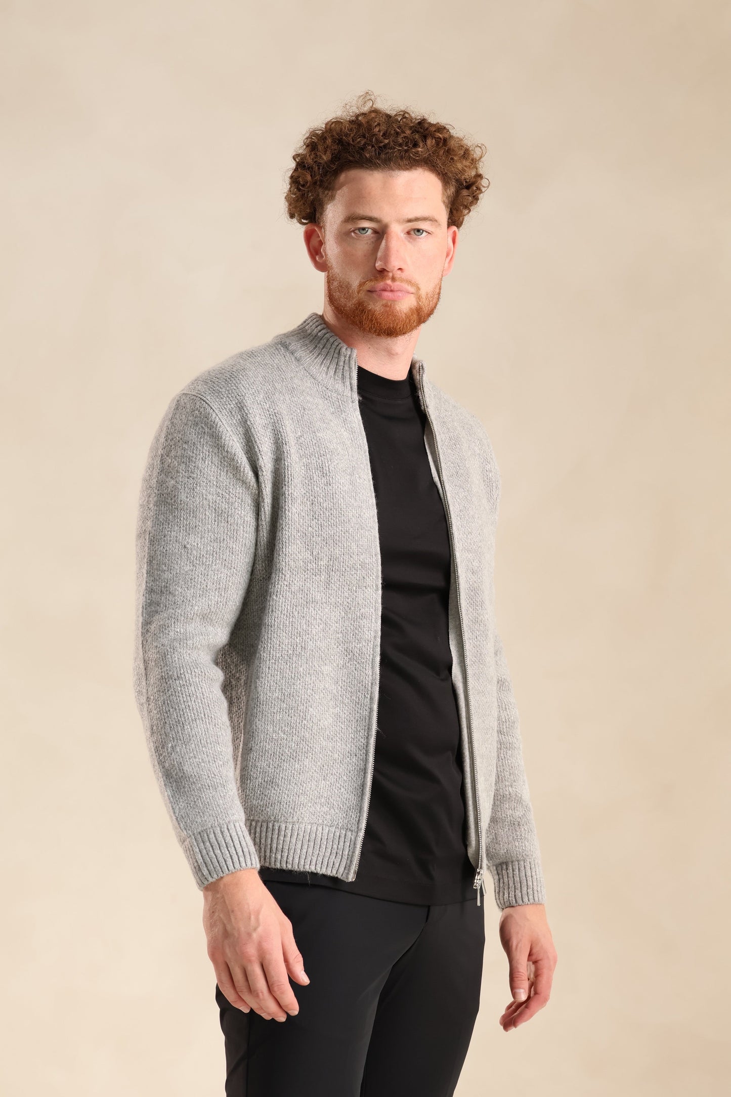 WOOL RIBBED CHALECO