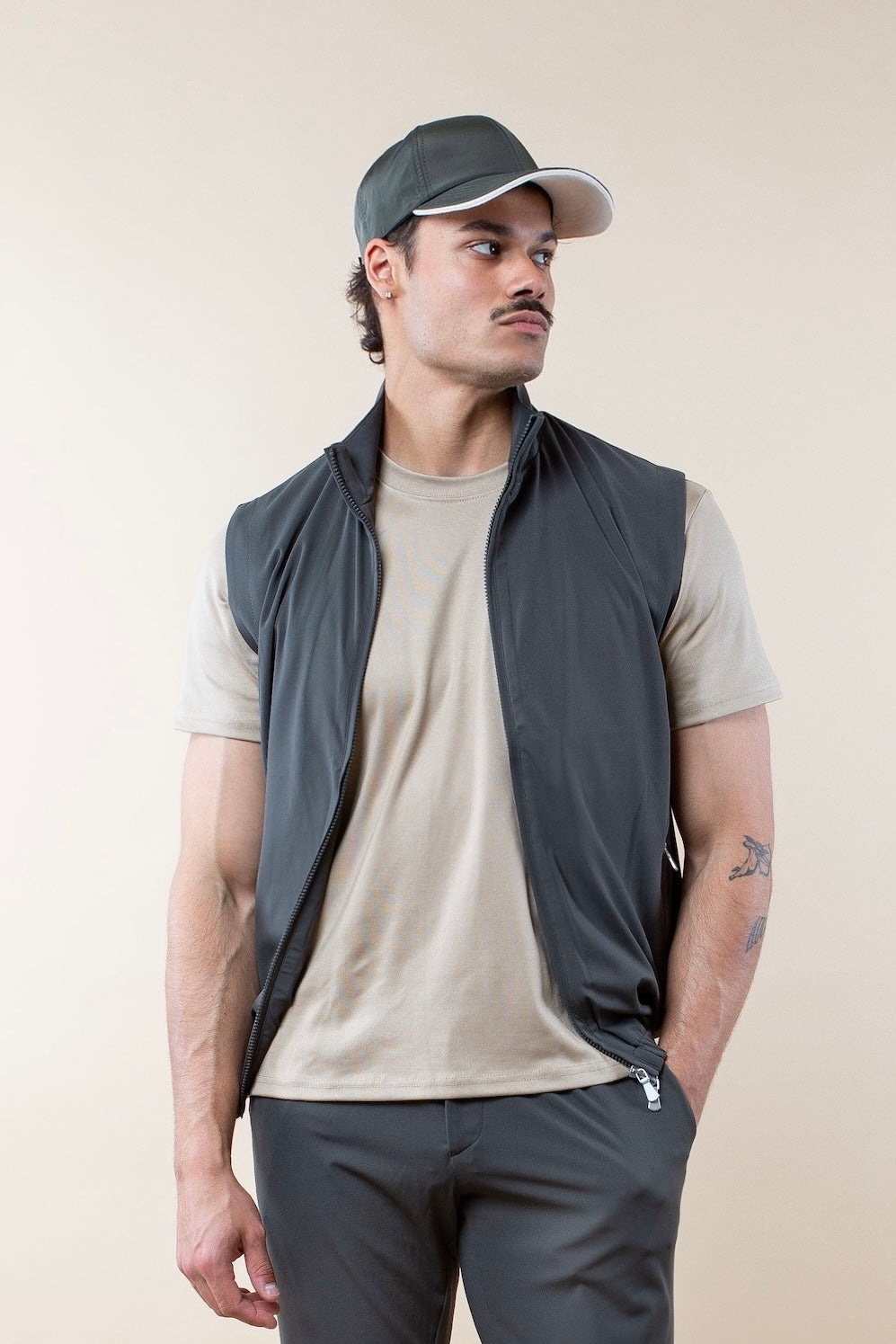 TECH MANGA CORTA GILET