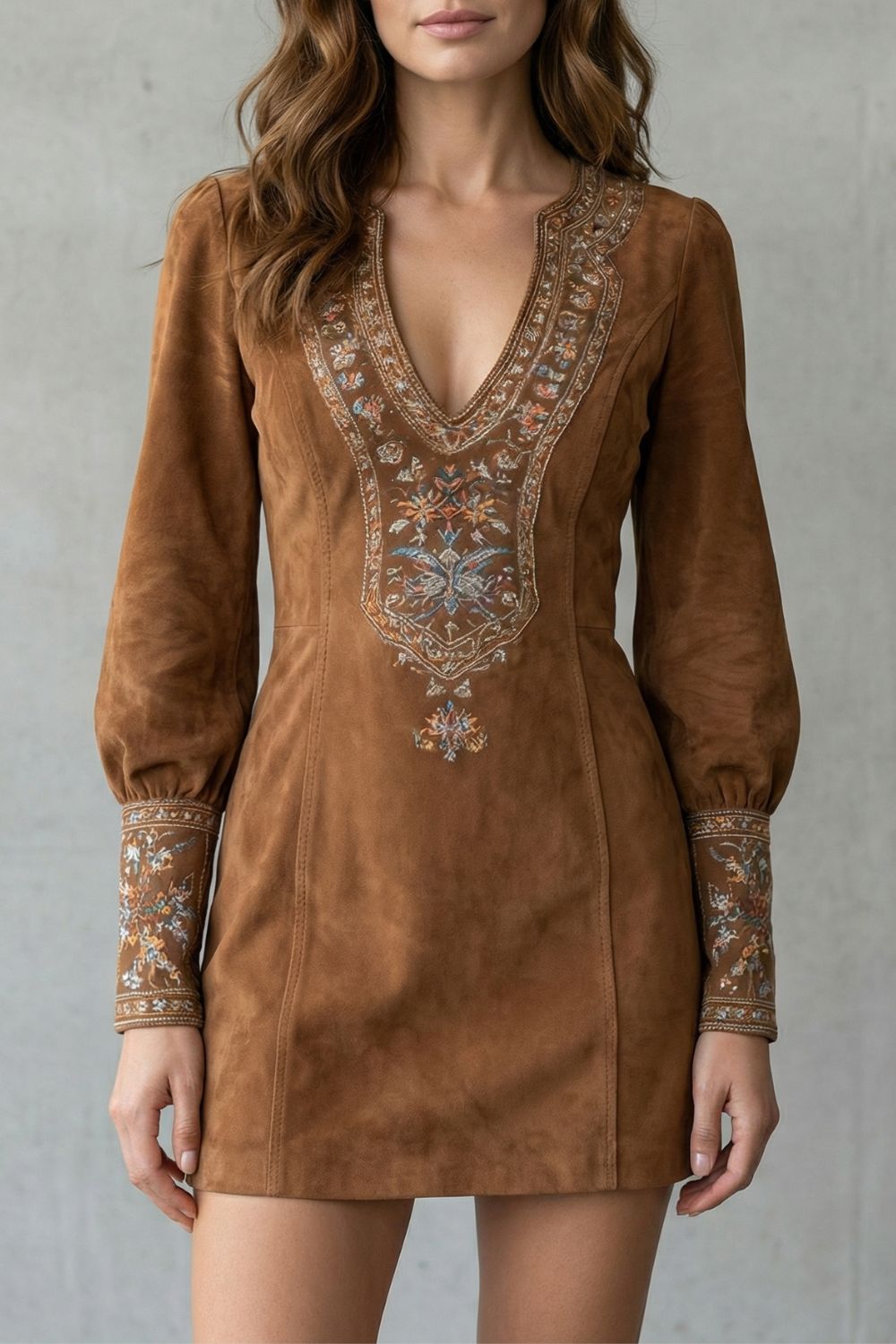 OASIS | DETALLE BORDADO – MINIVESTIDO BOHO