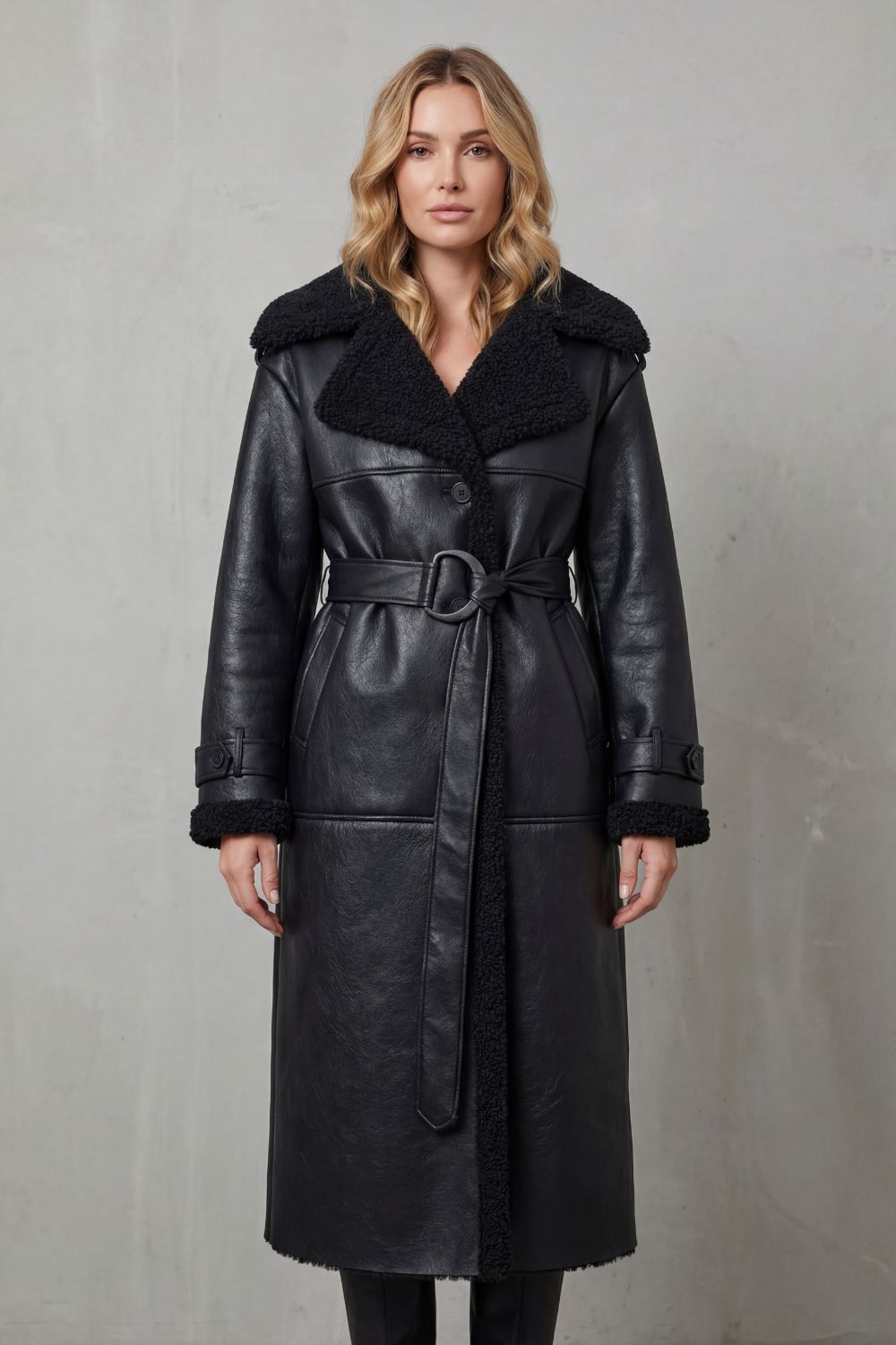 RAVIENNE | CALIDEZ OVERSIZE CON CINTURÓN – ABRIGO DE BORREGUILLO