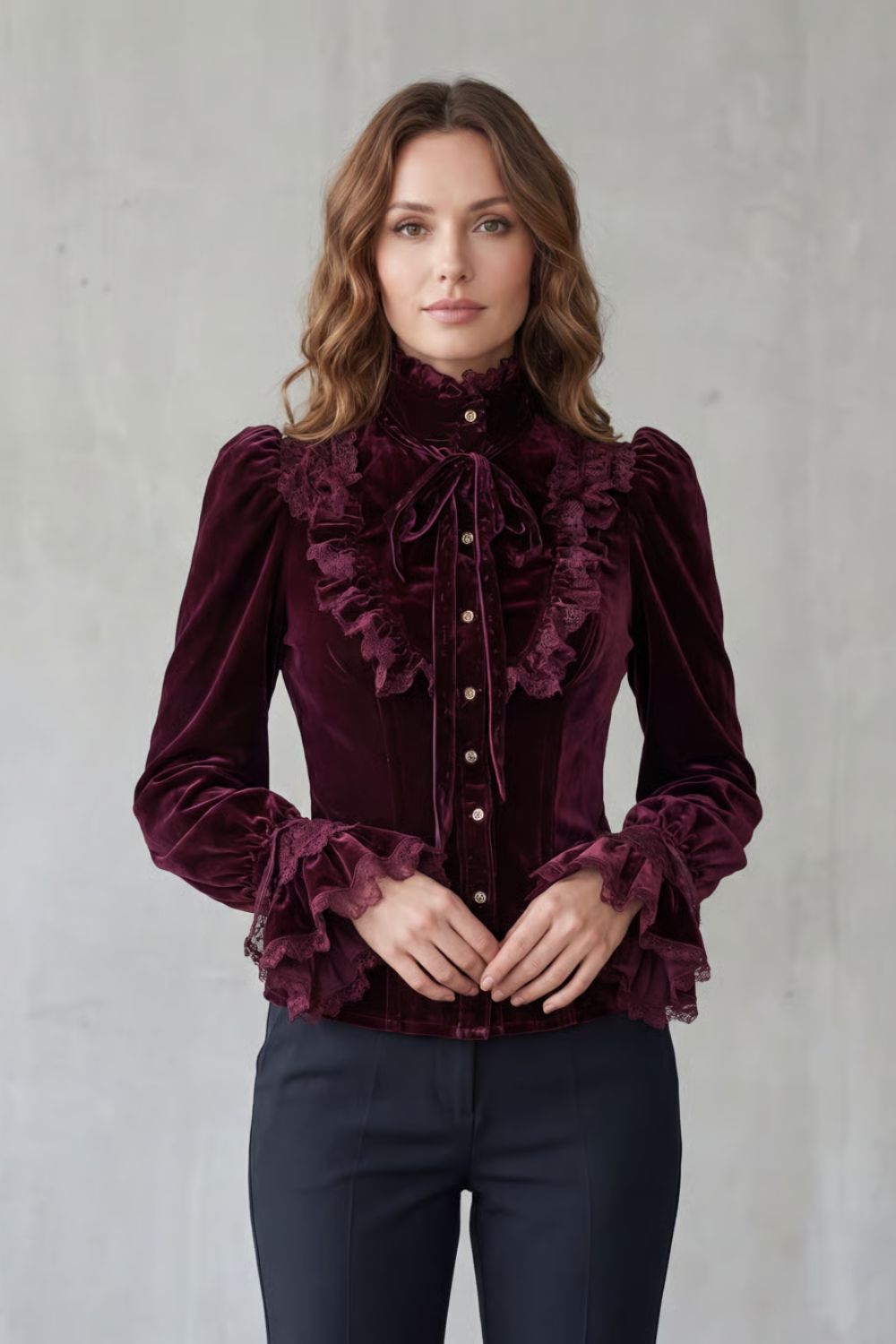 VIGNOLETTA – RUFFLED VELVET LACE – VICTORIAN BLUSA