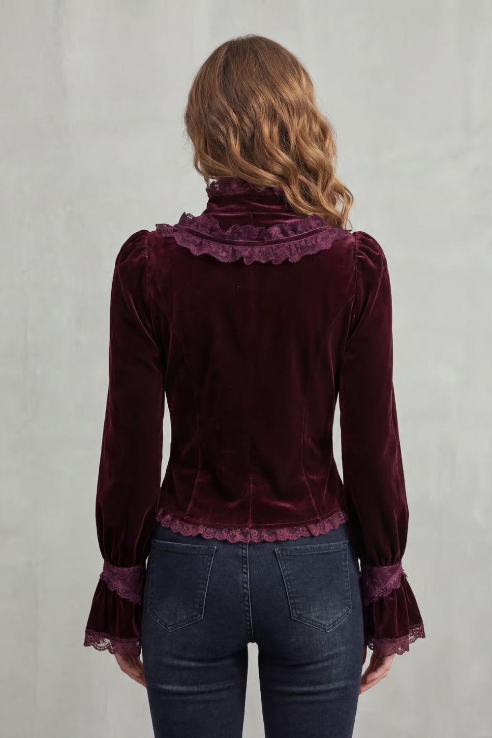 VIGNOLETTA – RUFFLED VELVET LACE – VICTORIAN BLUSA