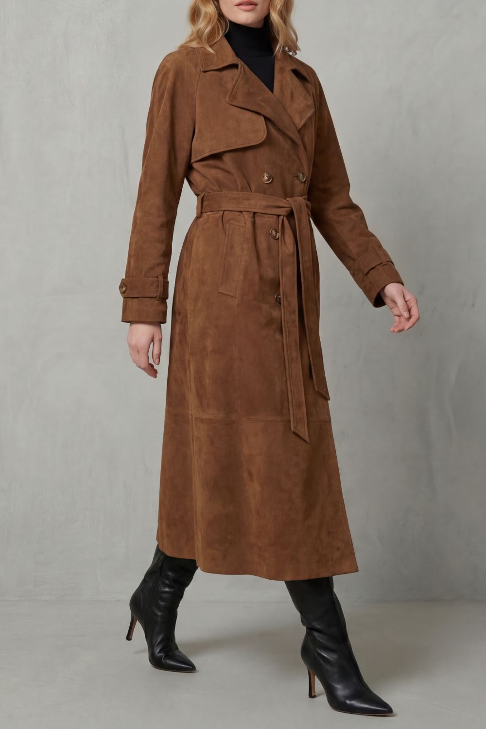 VELLORÉ | ELEGANCIA EN EFECTO ANTE – TRENCH LARGO