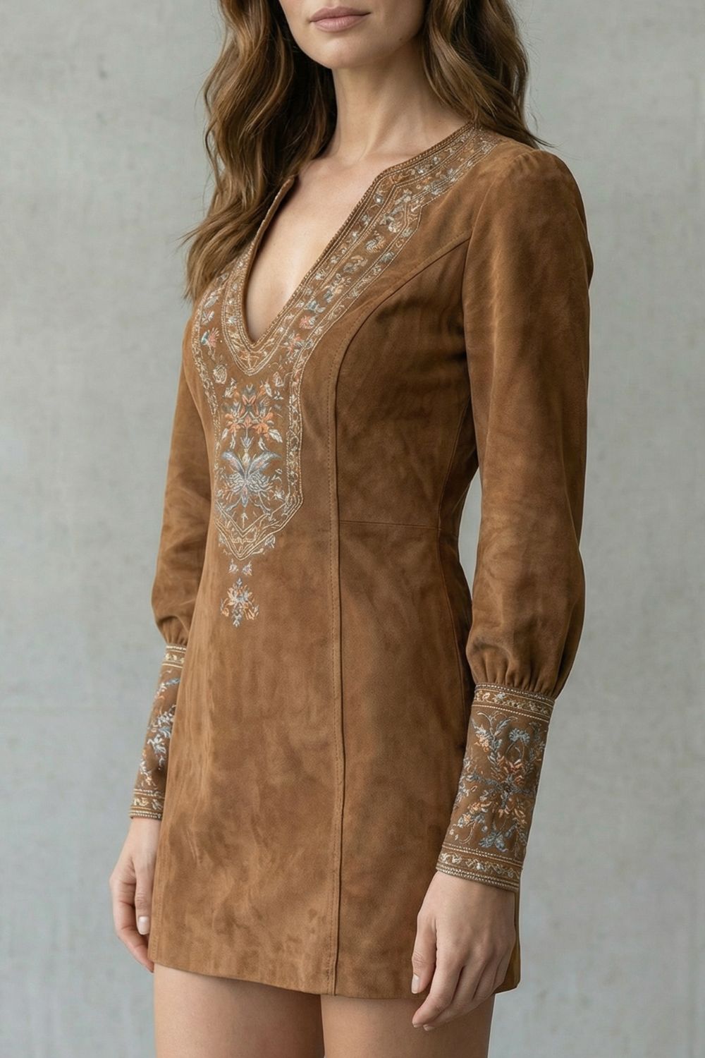 OASIS | DETALLE BORDADO – MINIVESTIDO BOHO