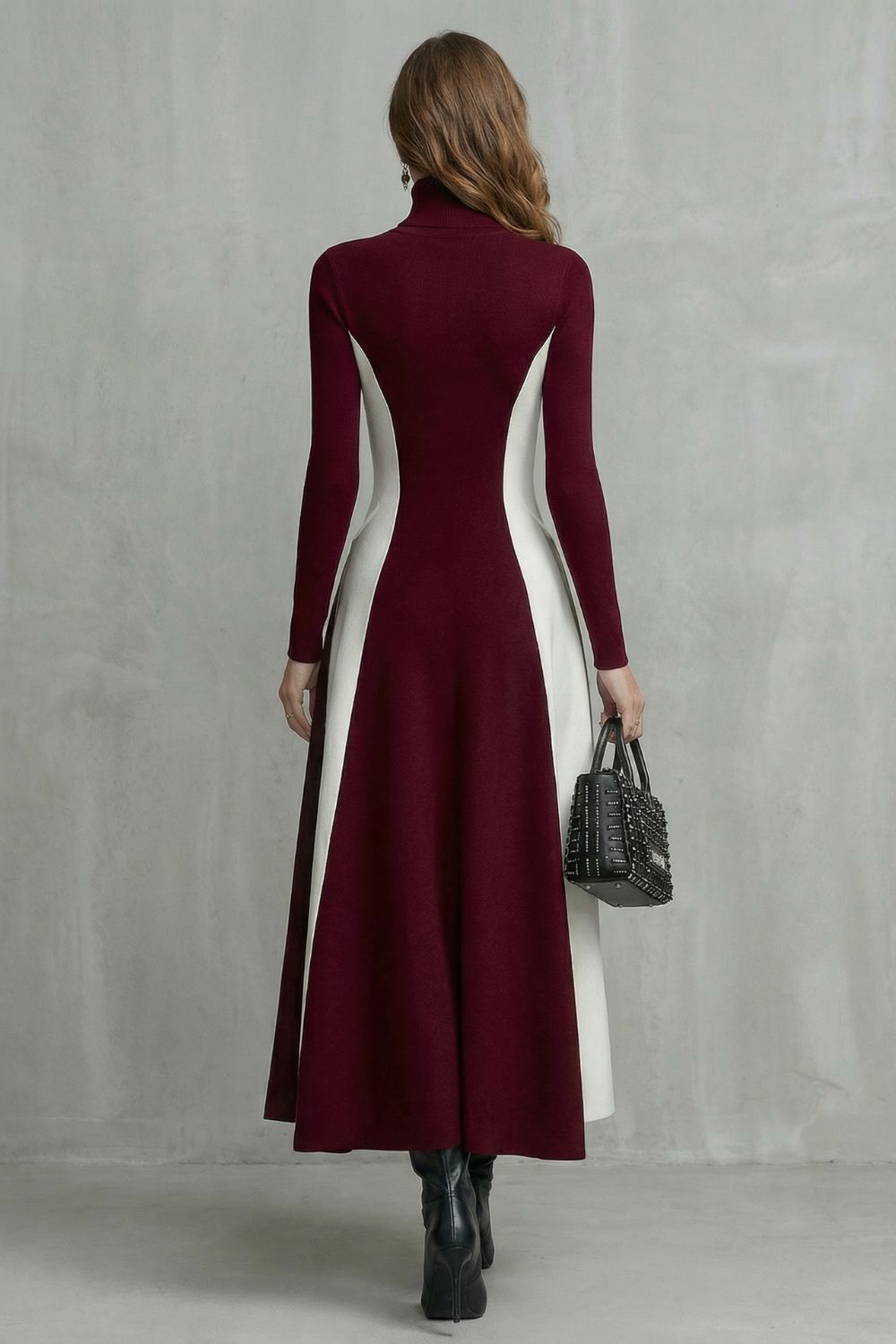 MARIVEILLE | FLUIDEZ EN CONTRASTE ESCULPIDO – VESTIDO DE CUELLO ALTO