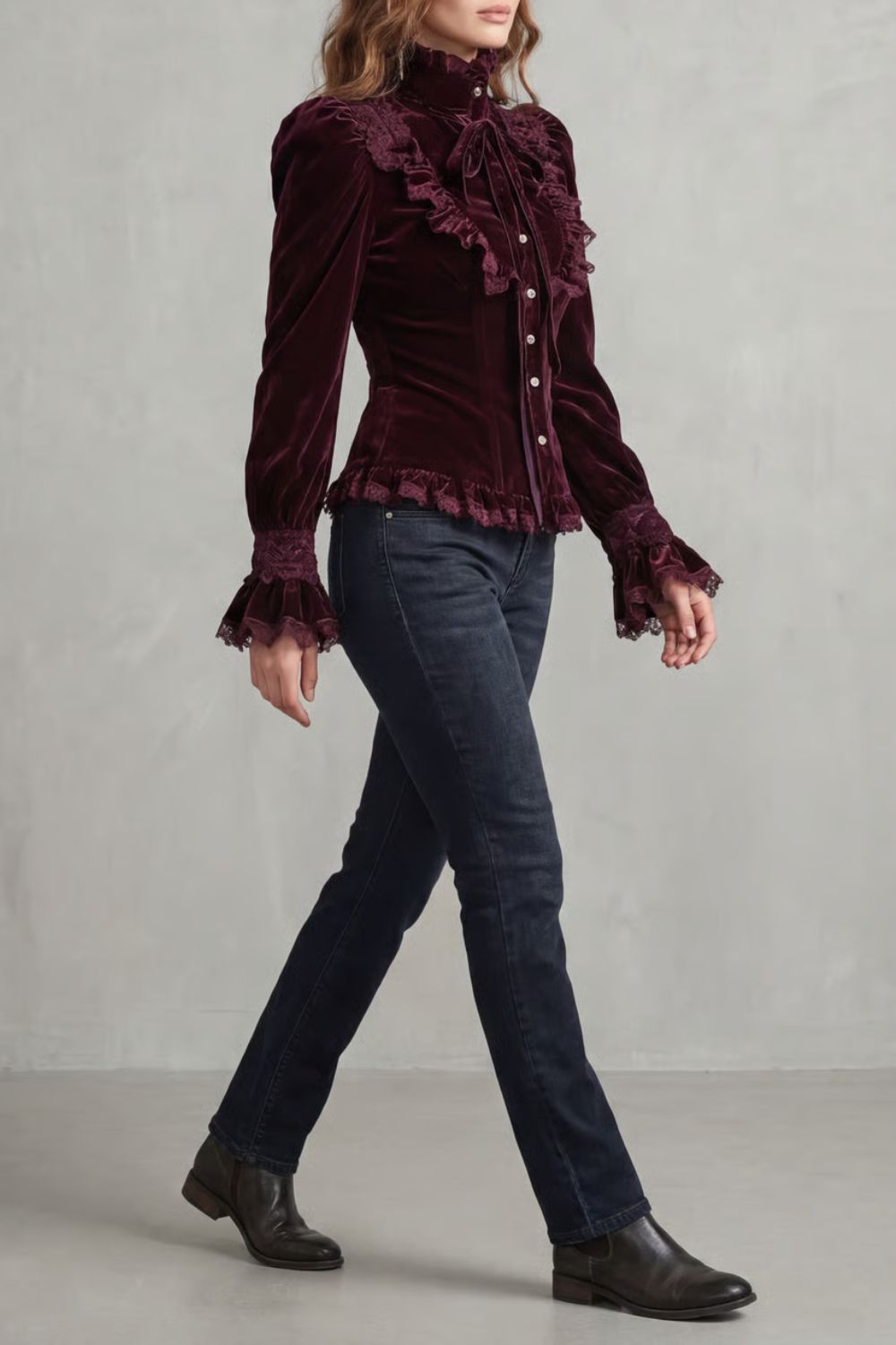 VIGNOLETTA – RUFFLED VELVET LACE – VICTORIAN BLUSA