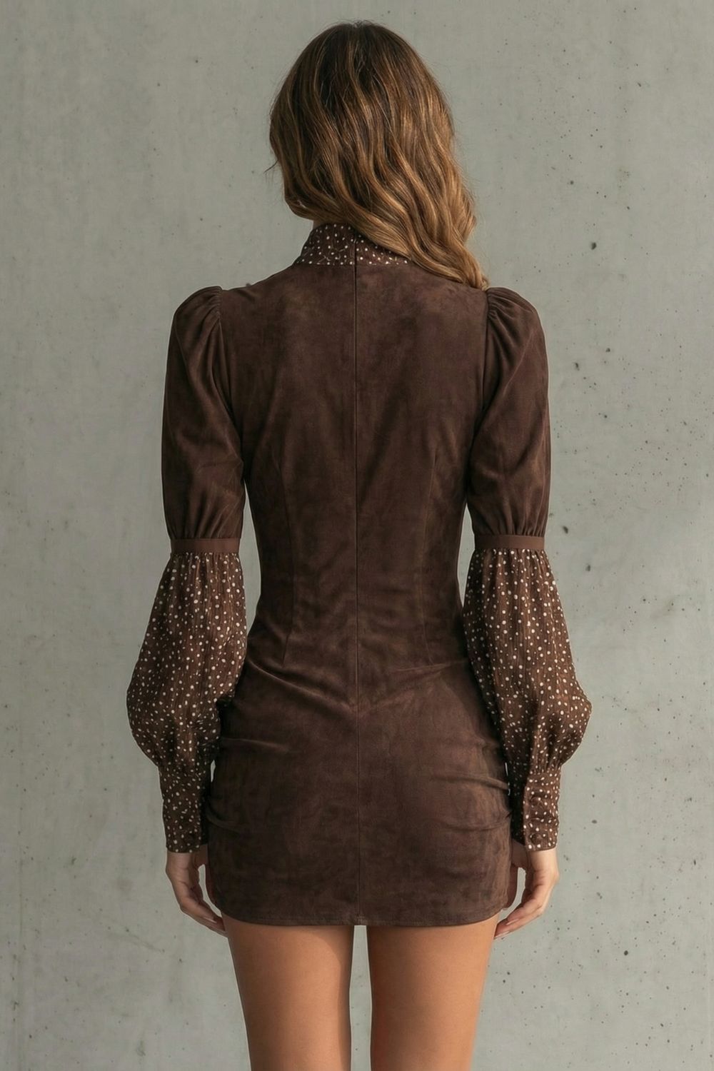 SERELINNE | MANGA ABULLONADA VINTAGE – MINIVESTIDO
