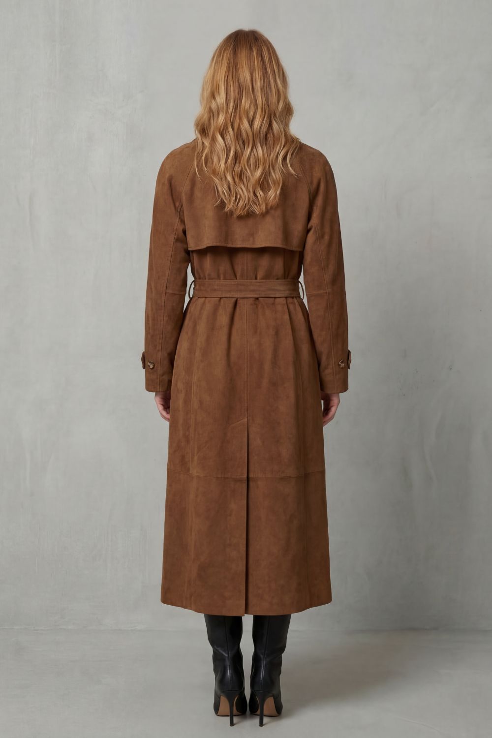 VELLORÉ | ELEGANCIA EN EFECTO ANTE – TRENCH LARGO