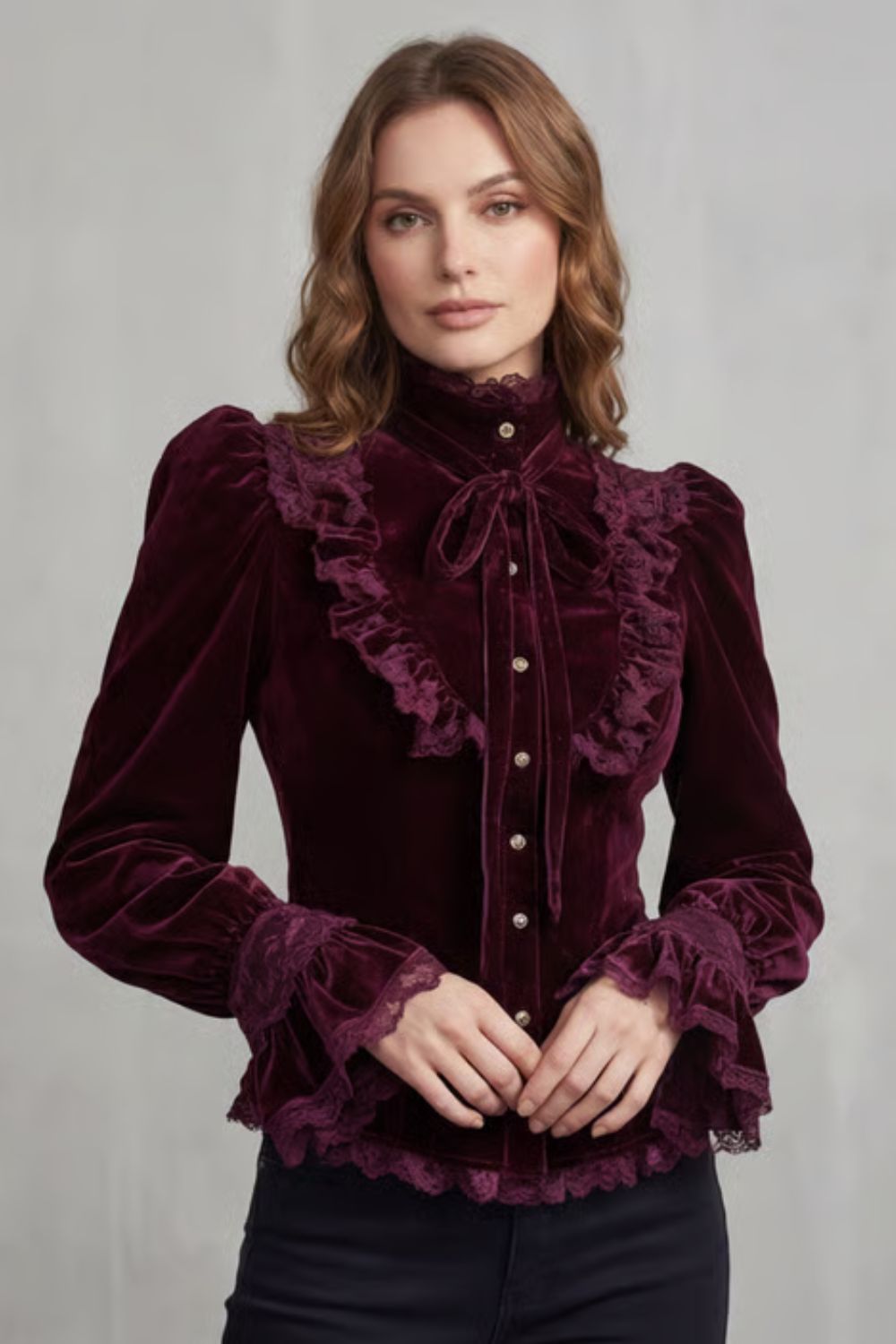 VIGNOLETTA – RUFFLED VELVET LACE – VICTORIAN BLUSA