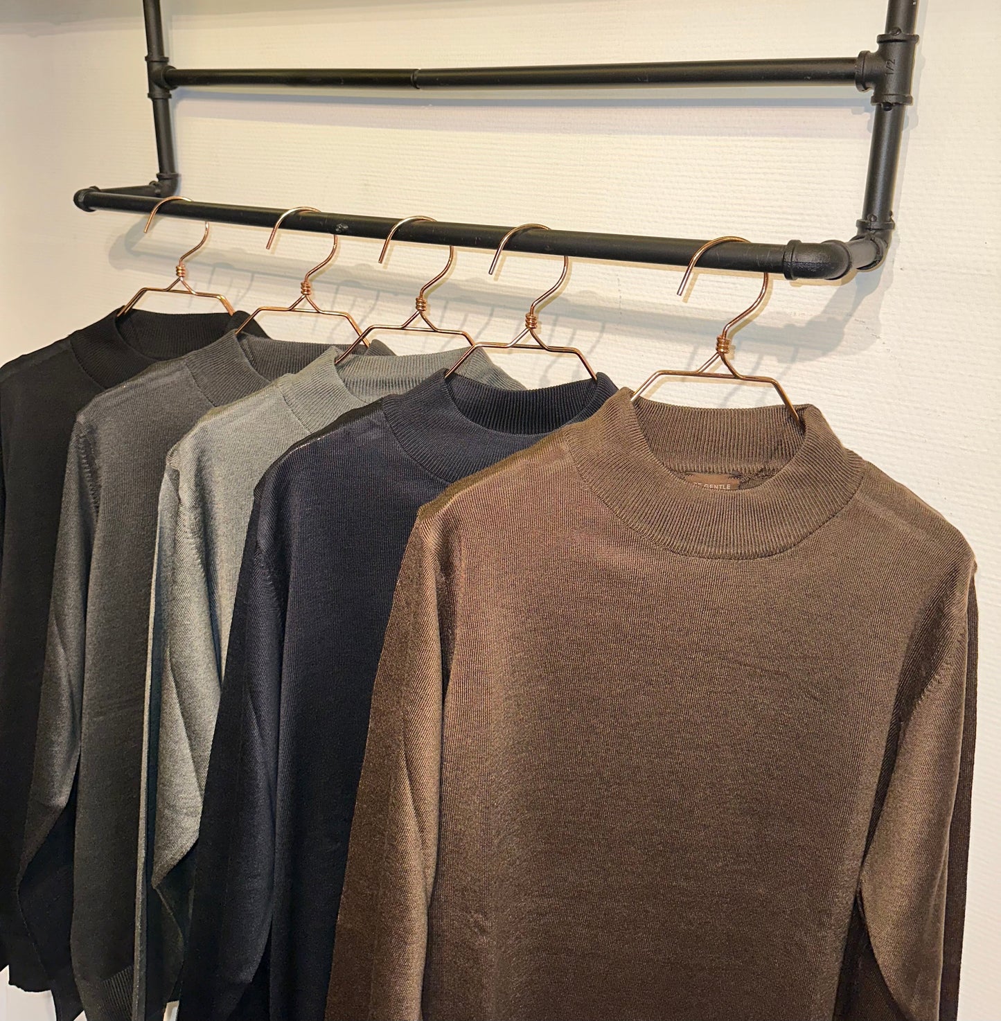 WOOL-BLEND BRILLO TURTLE NECK