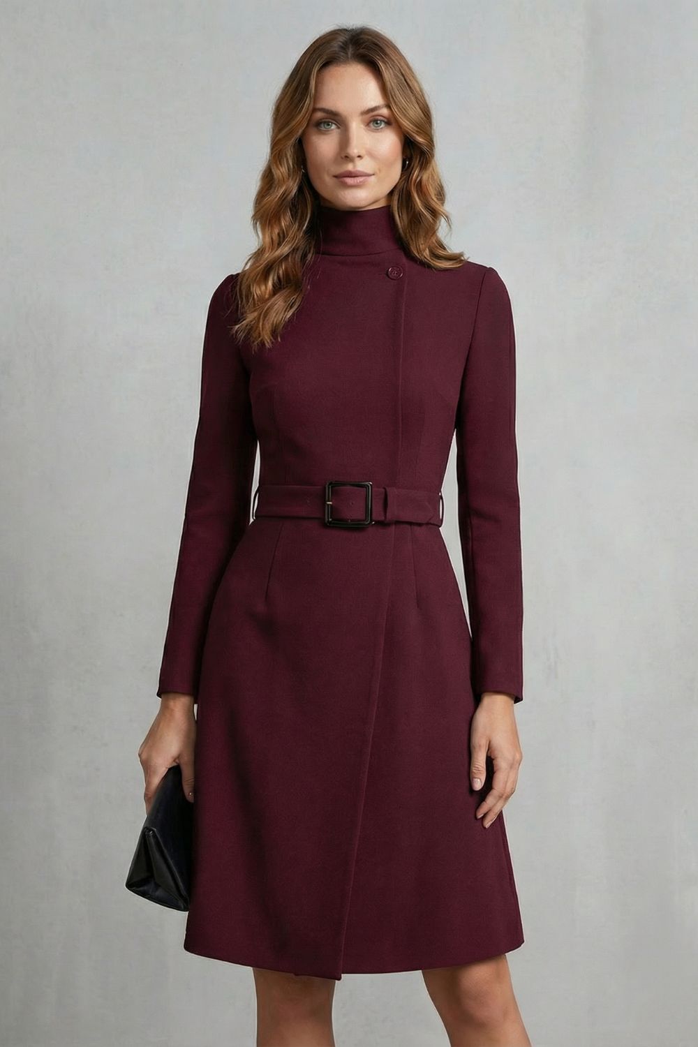 NIVARA | CINTURA ASIMÉTRICA CON CINTURÓN – VESTIDO MIDI EVASÉ