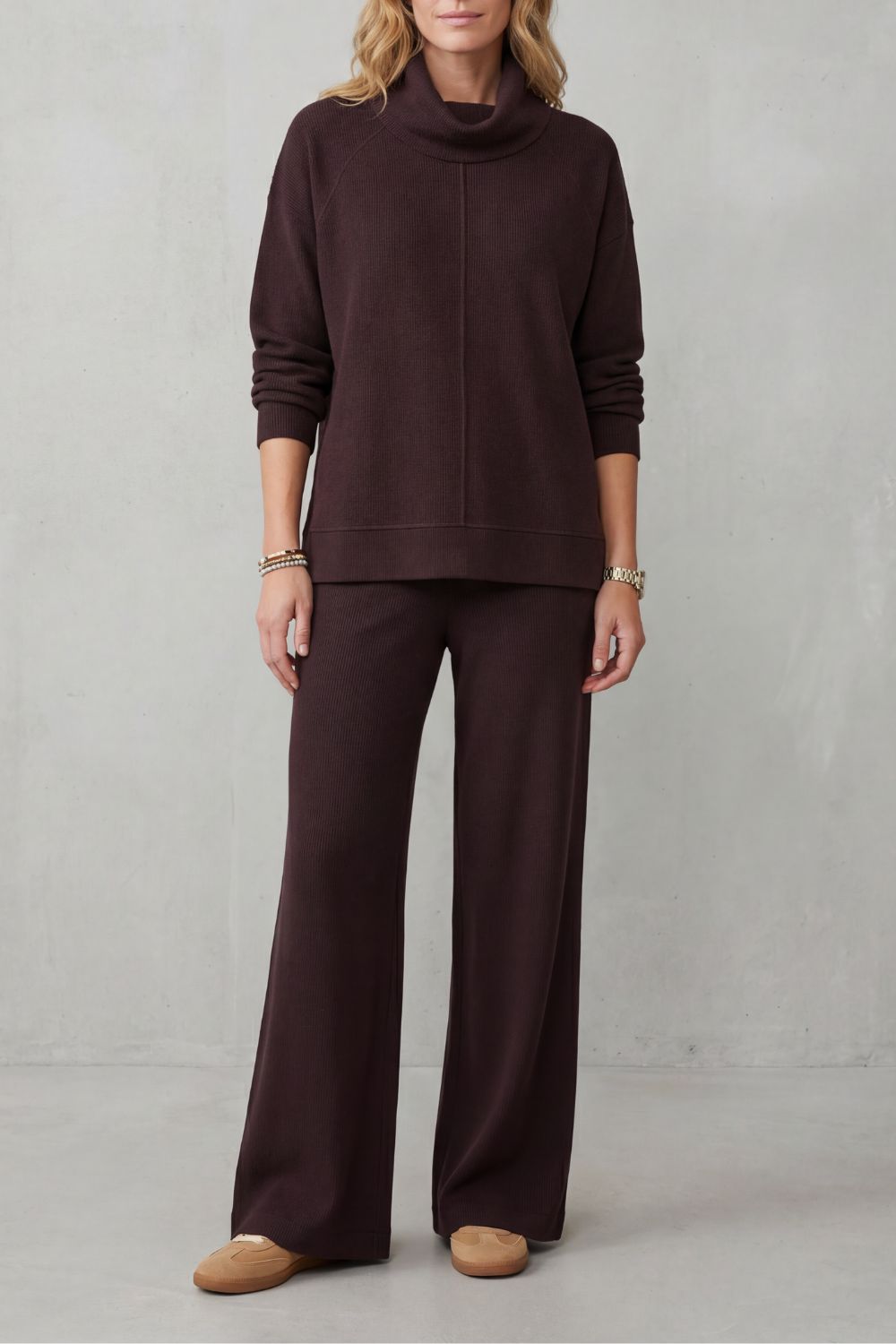 LUVERRA | ELEGANCIA RELAJADA – CONJUNTO LOUNGE DE DOS PIEZAS
