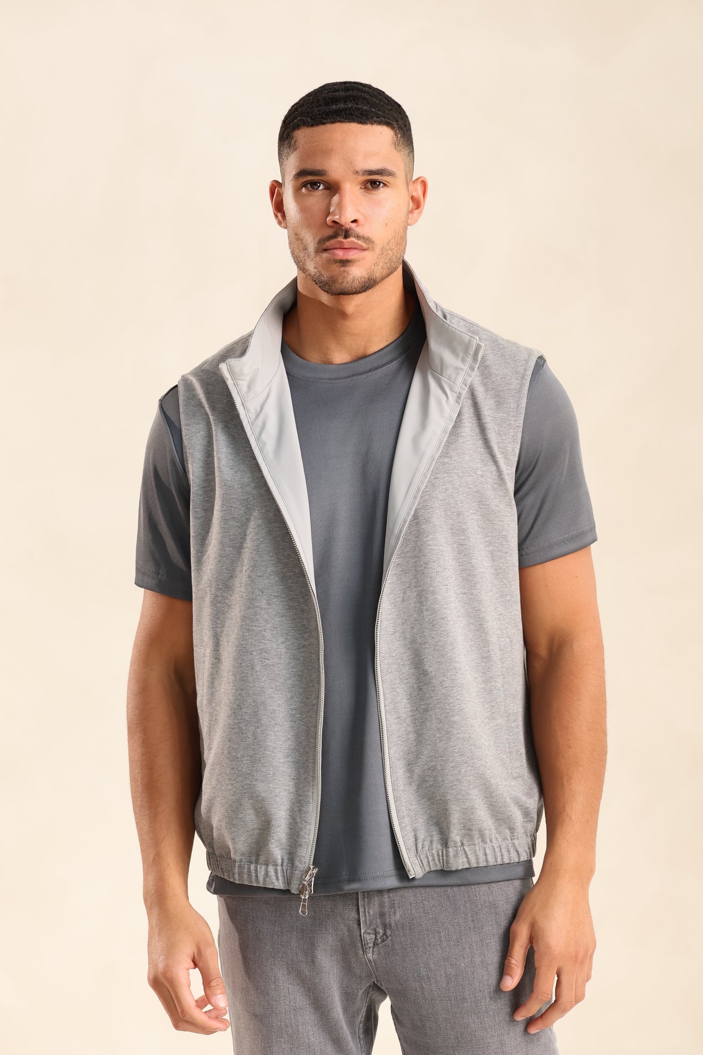 TWEEZIJDIGE JOGGER CHALECO ACOLCHADO