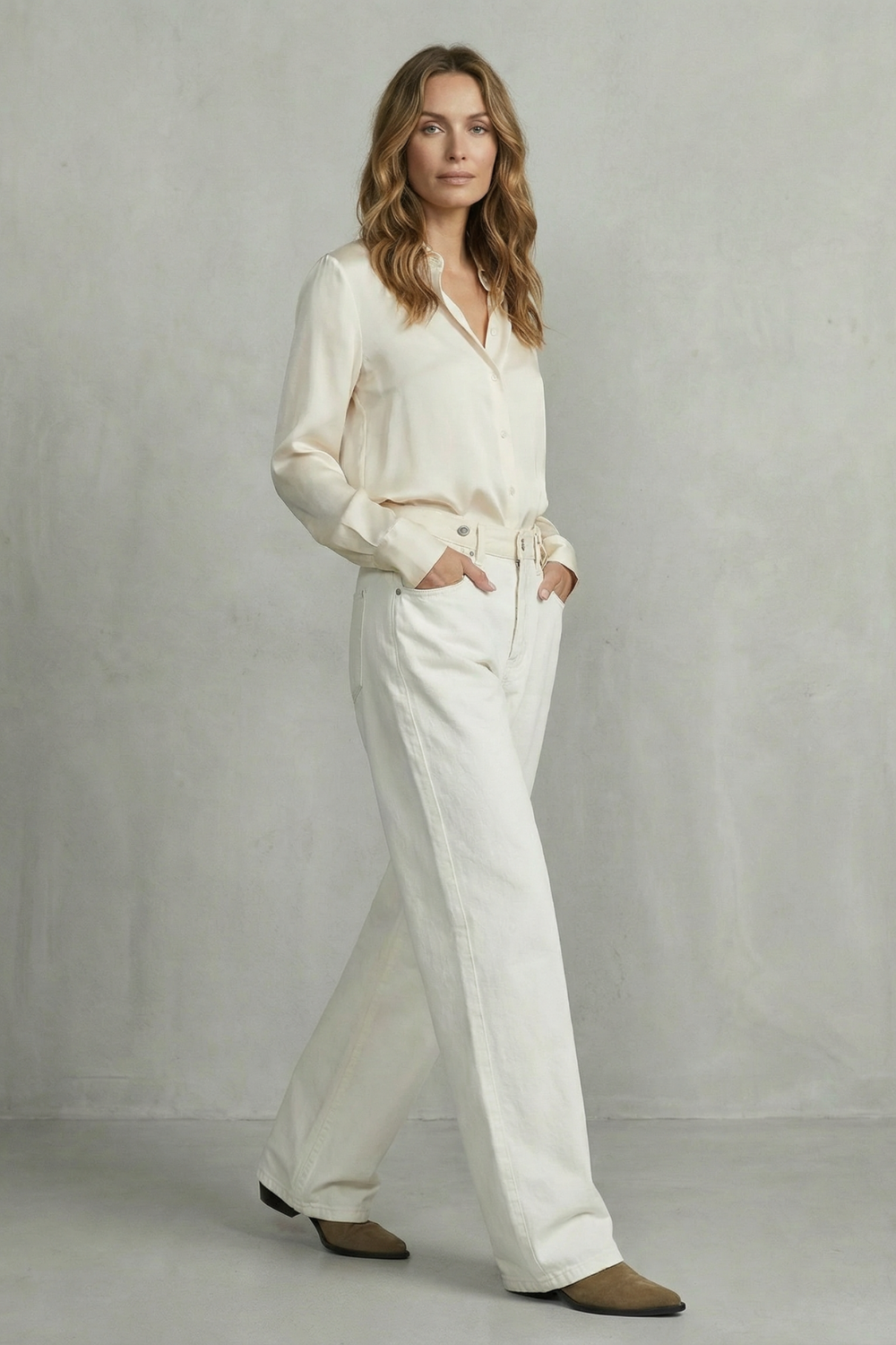 ELARISSE – TRI-FOLD WAISTBAND DETAIL – WIDE LEG JEANS