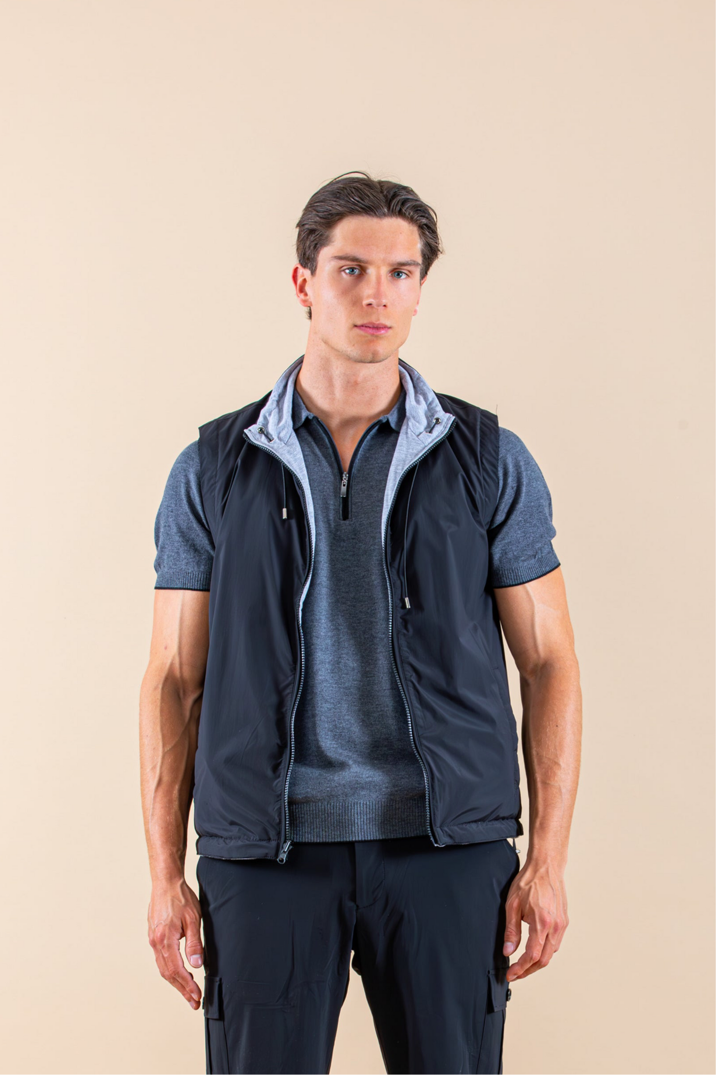 TWEEZIJDIGE JOGGER CHALECO ACOLCHADO