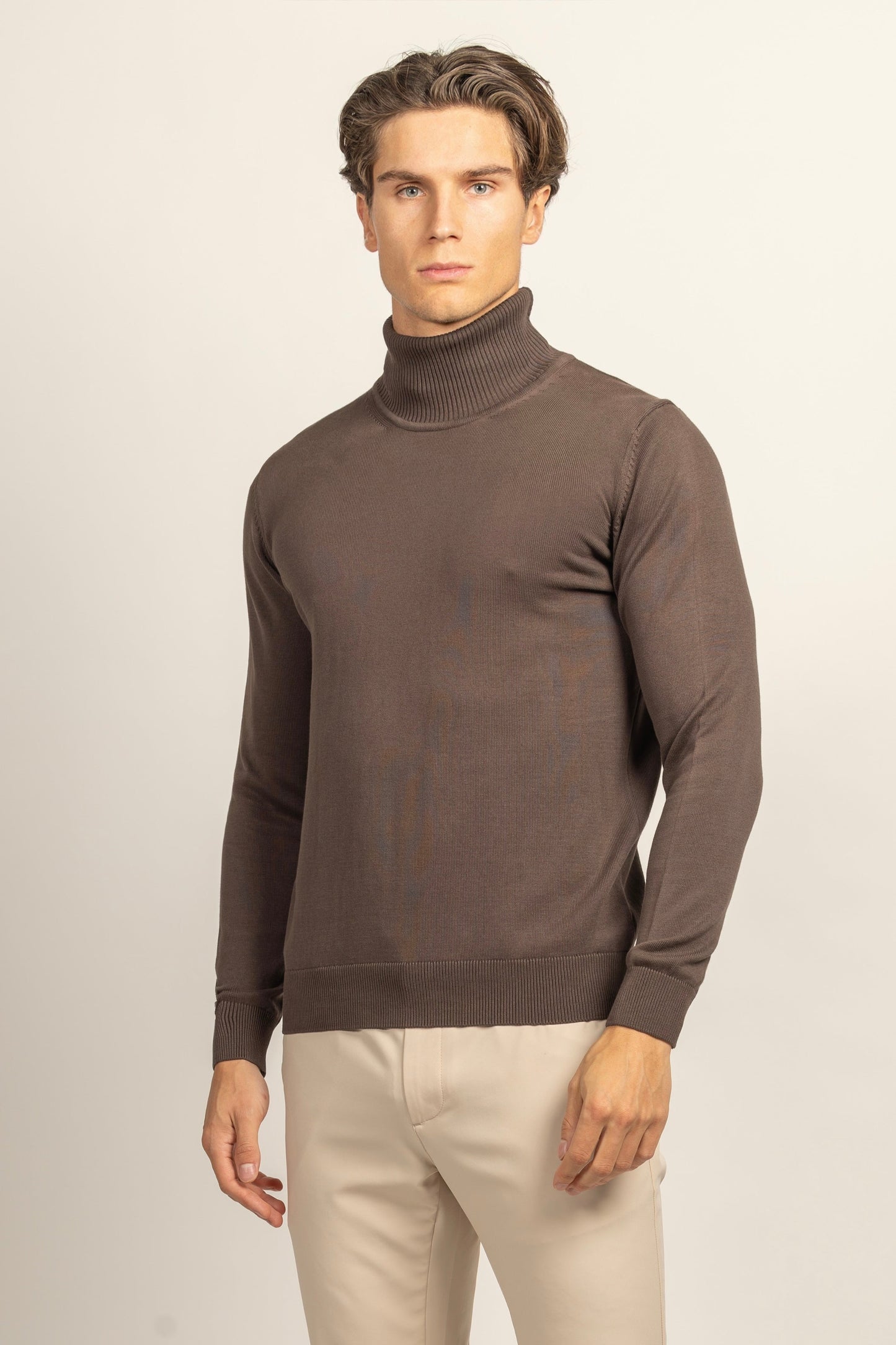 CUELLO ALTO ELÁSTICO SIGNATURE