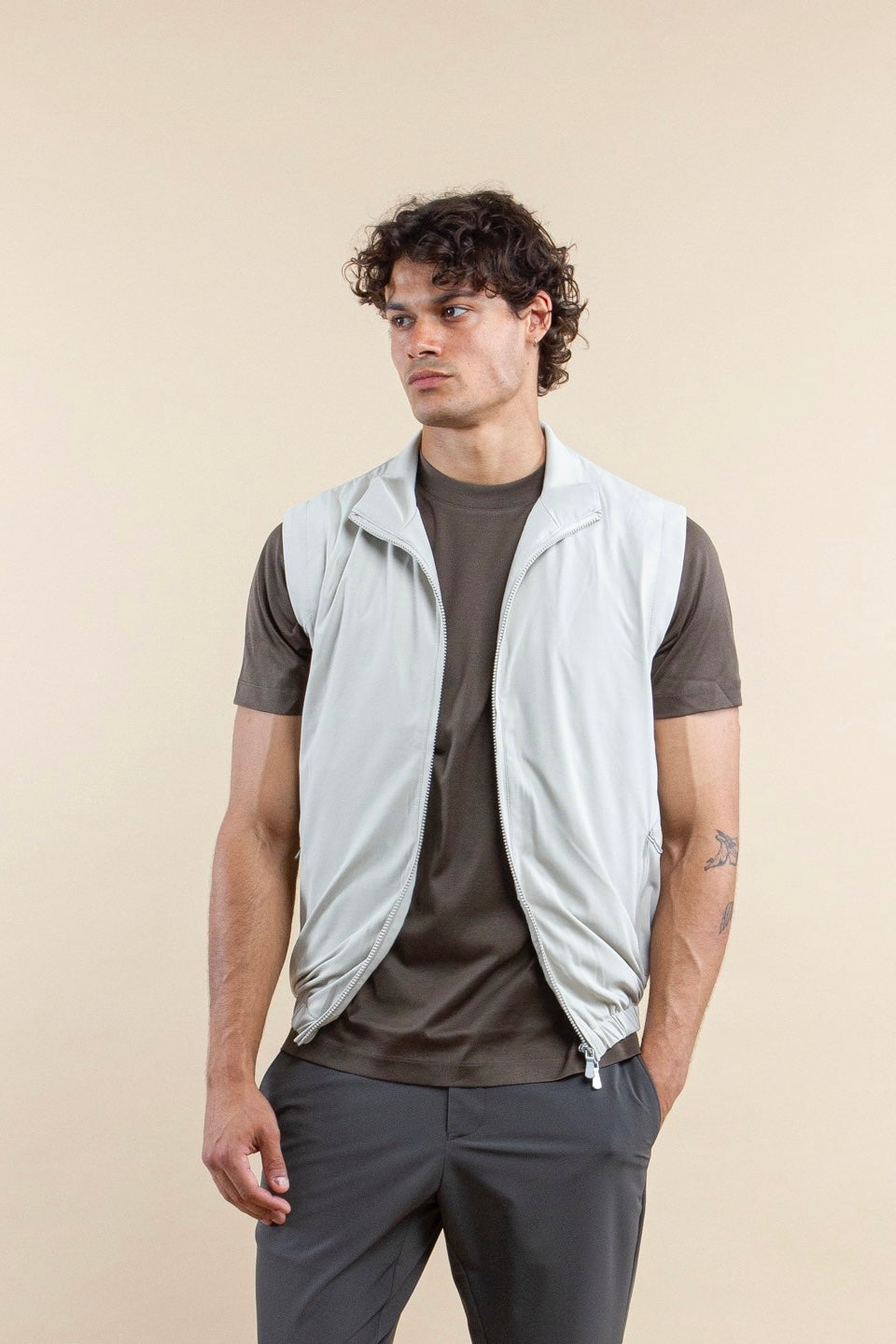 TECH MANGA CORTA GILET