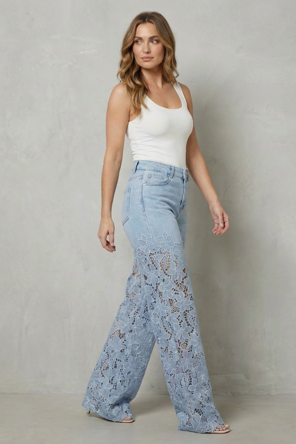 SOLÉRINE – FLORAL LACE OVERLAY – WIDE-LEG DENIM JEANS